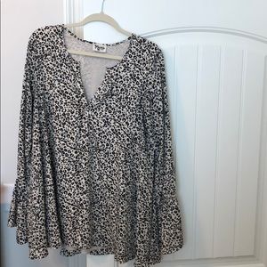 Show Me Your MuMu bell sleeve cheetah tunic